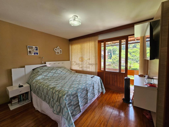 Imagem Casa com 4 Quartos à Venda, 1.380 m² em Comary - Teresópolis Imagem Casa com 4 Quartos à Venda, 1.380 m² em Comary - Teresópolis