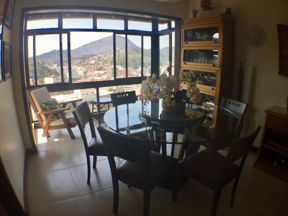 Imagem Casa com 4 Quartos à Venda, 170 m² em Panorama - Teresópolis