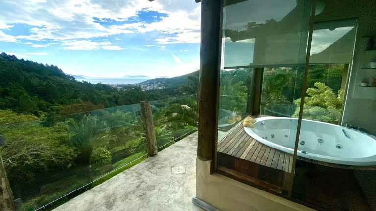 Imagem Casa com 3 Quartos à Venda, 350 m² em Praia Da Silveira - Garopaba Imagem Casa com 3 Quartos à Venda, 350 m² em Praia Da Silveira - Garopaba