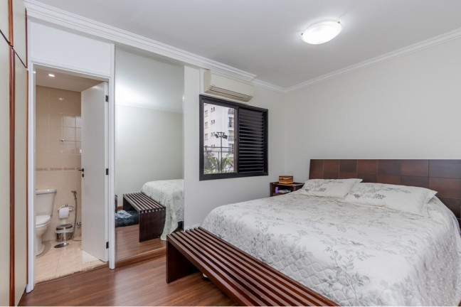 Imagem Imóvel com 3 Quartos à Venda, 101 m² em Moema - São Paulo Imagem Imóvel com 3 Quartos à Venda, 101 m² em Moema - São Paulo