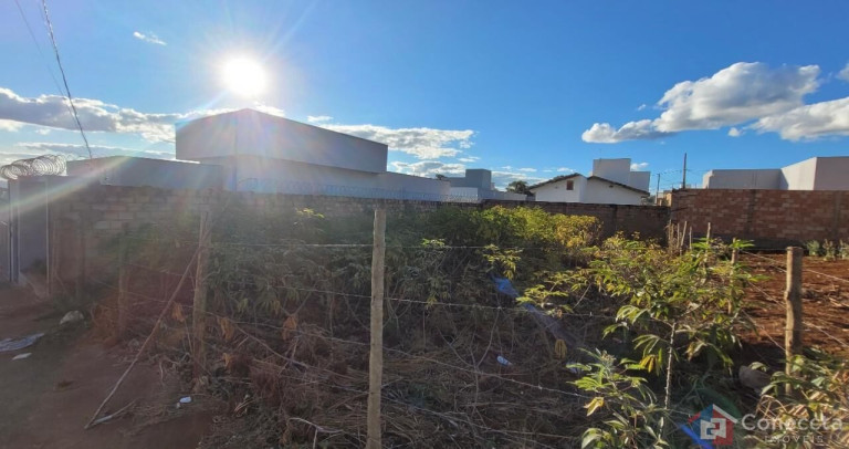 Imagem Terreno à Venda, 220 m² em Afonso Queiroz - Patos De Minas Imagem Terreno à Venda, 220 m² em Afonso Queiroz - Patos De Minas