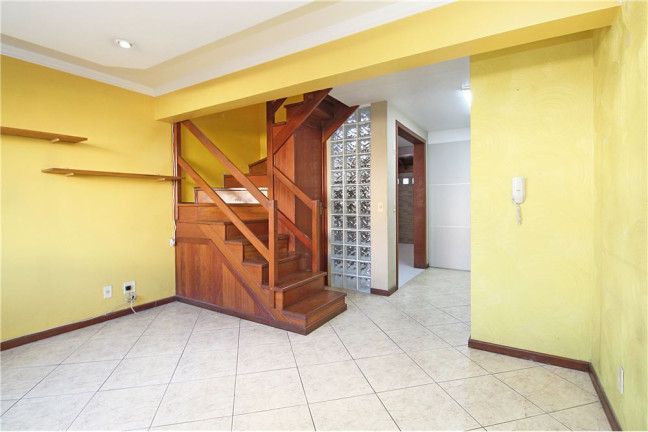 Imagem Casa com 2 Quartos à Venda, em Sarandi - Porto Alegre Imagem Casa com 2 Quartos à Venda, em Sarandi - Porto Alegre