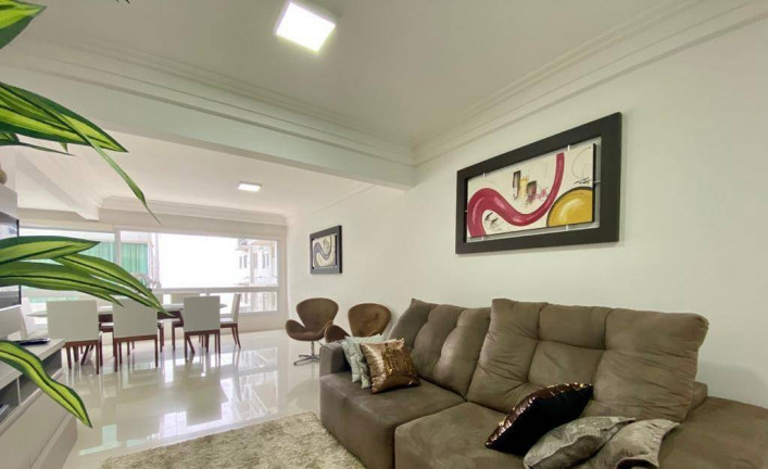 Imagem Apartamento com 4 Quartos à Venda, 125 m² em Centro - Capão Da Canoa