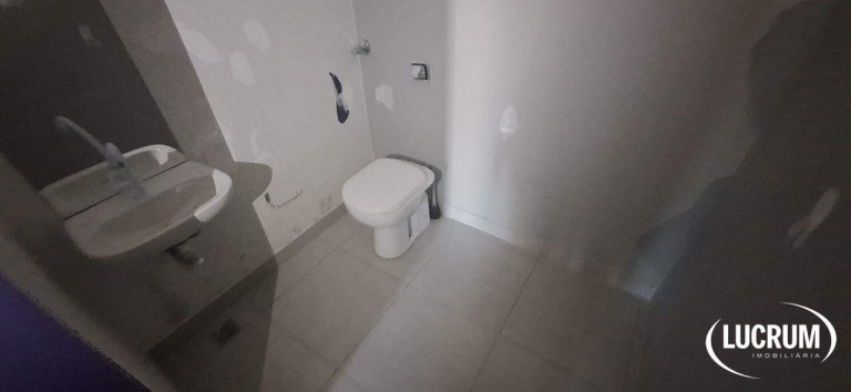 Imagem Imóvel com 9 Quartos para Alugar, 400 m² em Centro - Rio De Janeiro Imagem Imóvel com 9 Quartos para Alugar, 400 m² em Centro - Rio De Janeiro