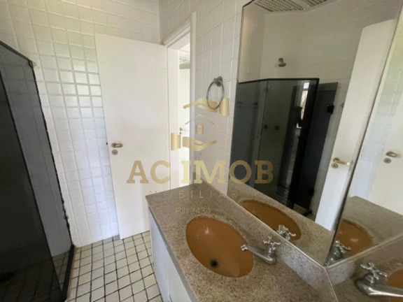 Imagem Casa com 4 Quartos à Venda, 305 m² em Jaguaribe - Salvador Imagem Casa com 4 Quartos à Venda, 305 m² em Jaguaribe - Salvador