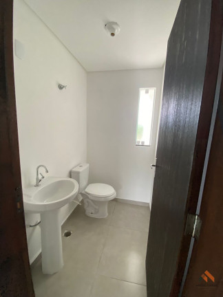 Imagem Casa com 2 Quartos à Venda, 92 m²