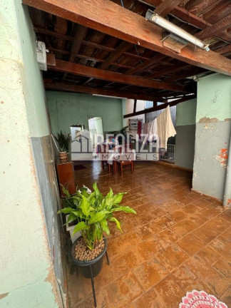Imagem Casa com 4 Quartos à Venda, 300 m² em Leblon - Uberaba Imagem Casa com 4 Quartos à Venda, 300 m² em Leblon - Uberaba