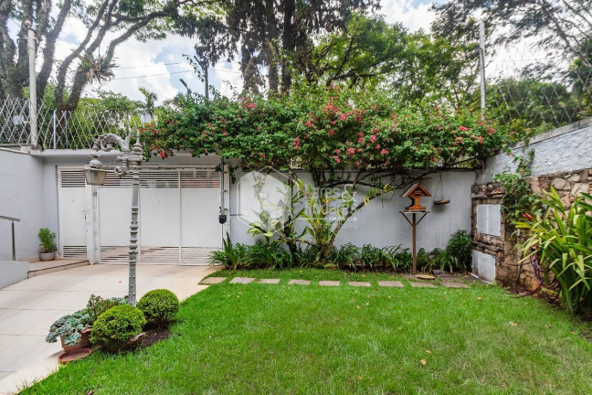 Imagem Casa com 6 Quartos à Venda, 530 m² em Brooklin - São Paulo Imagem Casa com 6 Quartos à Venda, 530 m² em Brooklin - São Paulo