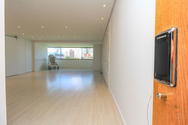 Apartamento com 3 Quartos à Venda, 120 m² em Moinhos De Vento - Porto Alegre