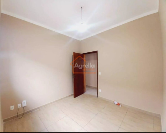 Imagem Casa com 3 Quartos à Venda, 250 m² em Centro - Jaguariúna Imagem Casa com 3 Quartos à Venda, 250 m² em Centro - Jaguariúna