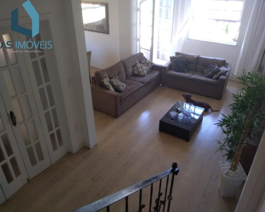 Imagem Casa com 5 Quartos à Venda, 260 m² em Centro - São Pedro Da Aldeia Imagem Casa com 5 Quartos à Venda, 260 m² em Centro - São Pedro Da Aldeia