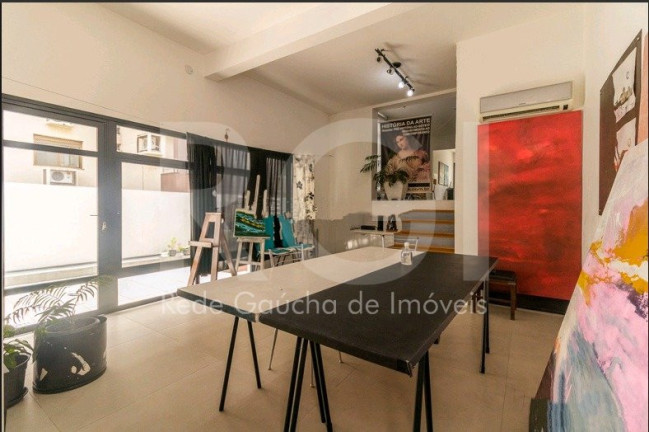 Imagem Casa com 5 Quartos à Venda, 299 m² em Menino Deus - Porto Alegre