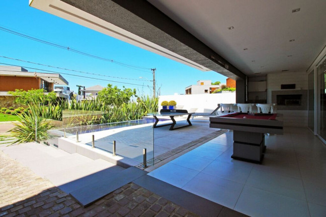 Imagem Casa de Condomínio com 4 Quartos à Venda, 341 m² em Vila Nova - Porto Alegre Imagem Casa de Condomínio com 4 Quartos à Venda, 341 m² em Vila Nova - Porto Alegre