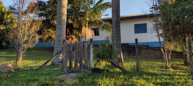 Imagem Chácara com 2 Quartos à Venda, 150 m² em Zona Rural - São Luíz Do Paraitinga Imagem Chácara com 2 Quartos à Venda, 150 m² em Zona Rural - São Luíz Do Paraitinga