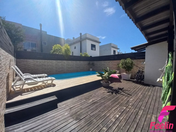 Imagem Casa com 3 Quartos à Venda, 124 m² em Ribeirão Da Ilha - Florianópolis Imagem Casa com 3 Quartos à Venda, 124 m² em Ribeirão Da Ilha - Florianópolis
