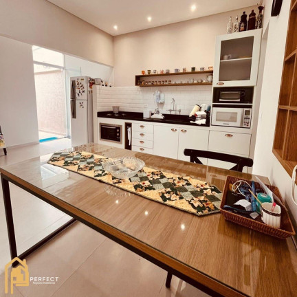 Imagem Casa com 2 Quartos à Venda, 125 m² em Esplanada Independência - Taubaté Imagem Casa com 2 Quartos à Venda, 125 m² em Esplanada Independência - Taubaté