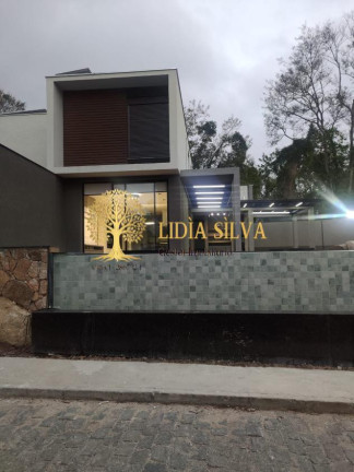 Sobrado com 3 Quartos à Venda, 475 m² em Cidade Satélite - Atibaia