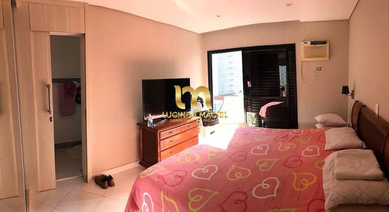 Imagem Apartamento com 3 Quartos à Venda, 160 m² em Canto Do Forte - Praia Grande
