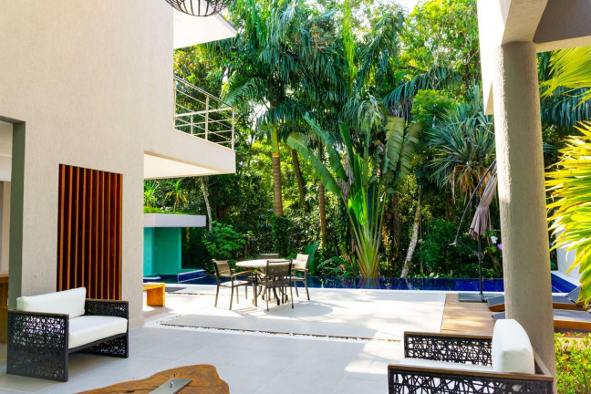 Imagem Casa com 6 Quartos à Venda, em Riviera - Bertioga Imagem Casa com 6 Quartos à Venda, em Riviera - Bertioga