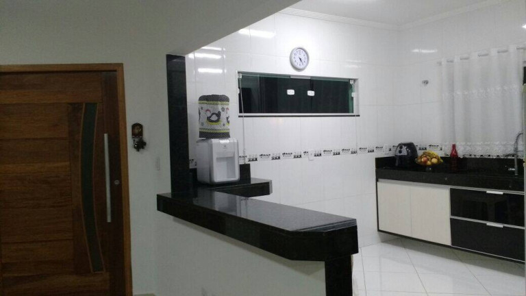 Imagem Casa com 3 Quartos à Venda, em Castelos - Tremembé Imagem Casa com 3 Quartos à Venda, em Castelos - Tremembé