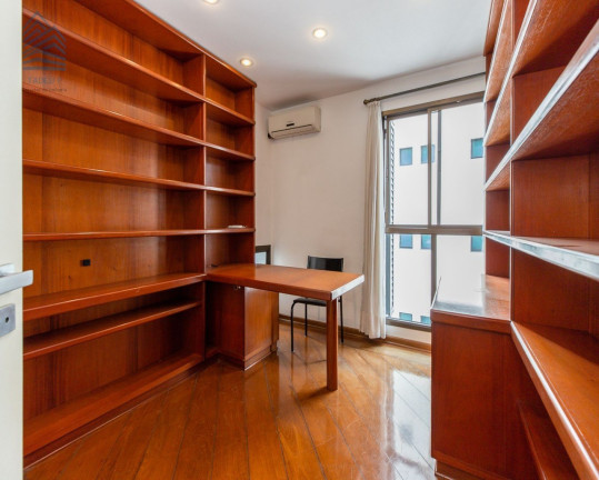 Imagem Imóvel com 4 Quartos à Venda, 172 m² em Moema - São Paulo Imagem Imóvel com 4 Quartos à Venda, 172 m² em Moema - São Paulo
