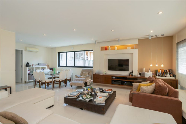 Imagem Apartamento com 4 Quartos à Venda, 235 m² em Aclimação - São Paulo Imagem Apartamento com 4 Quartos à Venda, 235 m² em Aclimação - São Paulo