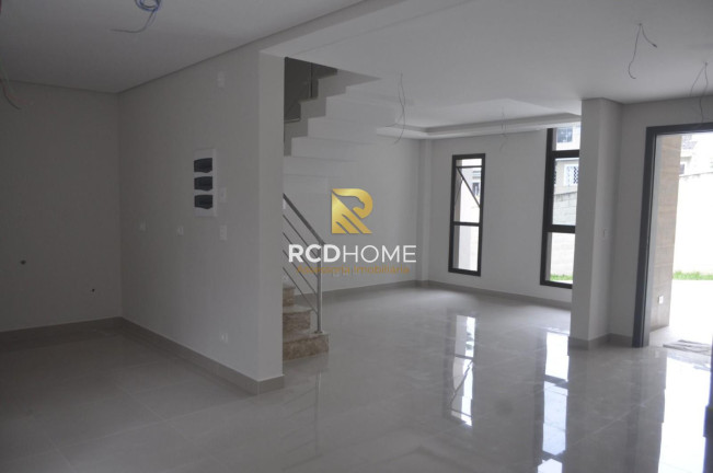 Imagem Casa com 3 Quartos à Venda, 176 m² em Bom Retiro - Curitiba Imagem Casa com 3 Quartos à Venda, 176 m² em Bom Retiro - Curitiba