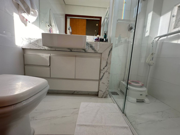 Imagem Apartamento com 3 Quartos à Venda, 191 m² em Cabral - Contagem Imagem Apartamento com 3 Quartos à Venda, 191 m² em Cabral - Contagem