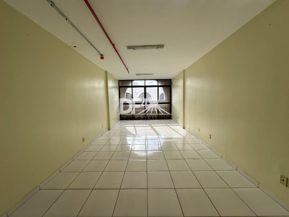 Imagem Sala Comercial para Alugar, 33 m² em Asa Sul - Brasília Imagem Sala Comercial para Alugar, 33 m² em Asa Sul - Brasília