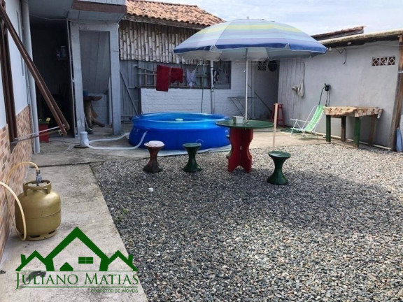 Imagem Sobrado com 6 Quartos à Venda, 220 m² em Centro - Balneário Barra Do Sul