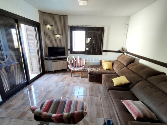 Imagem Casa com 6 Quartos à Venda, 160 m² em Curtume - Torres