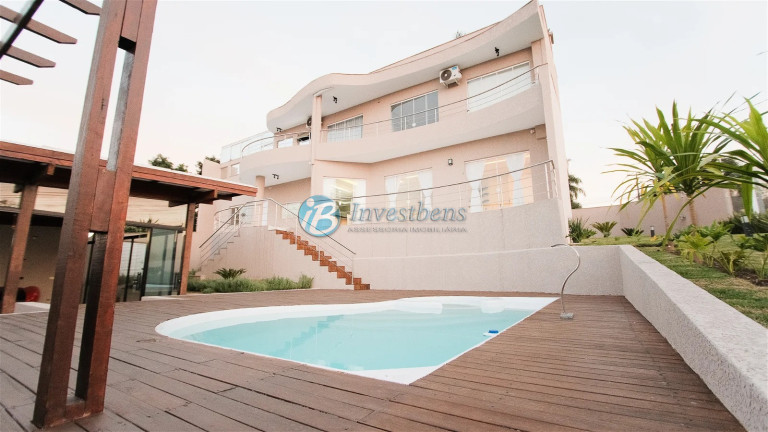 Imagem Casa com 3 Quartos à Venda, 363 m² em Butiatuvinha - Curitiba Imagem Casa com 3 Quartos à Venda, 363 m² em Butiatuvinha - Curitiba