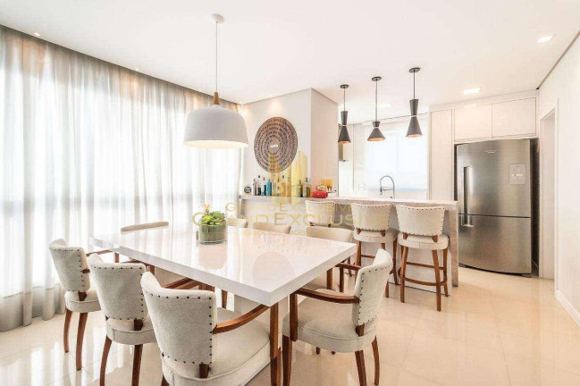 Imagem Apartamento com 3 Quartos à Venda, 105 m² em Centro - Balneário Camboriú Imagem Apartamento com 3 Quartos à Venda, 105 m² em Centro - Balneário Camboriú