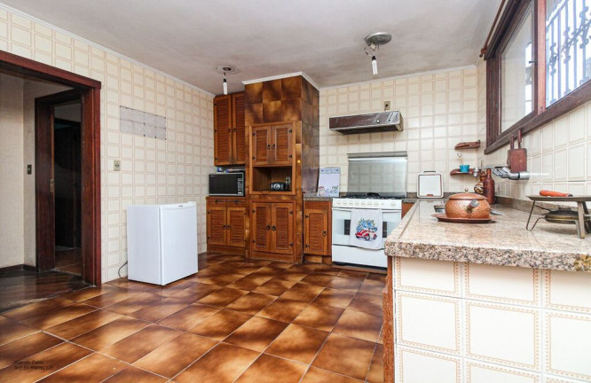 Imagem Casa com 4 Quartos à Venda, 252 m² em Jardim Isabel - Porto Alegre Imagem Casa com 4 Quartos à Venda, 252 m² em Jardim Isabel - Porto Alegre