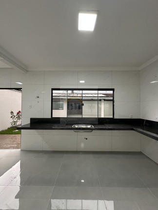 Imagem Casa com 3 Quartos à Venda, 208 m² em Cidade Satélite São Luiz - Aparecida De Goiânia