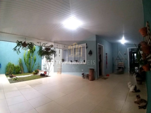 Casa com 3 Quartos à Venda, 250 m² em Vila Branca - Jacareí