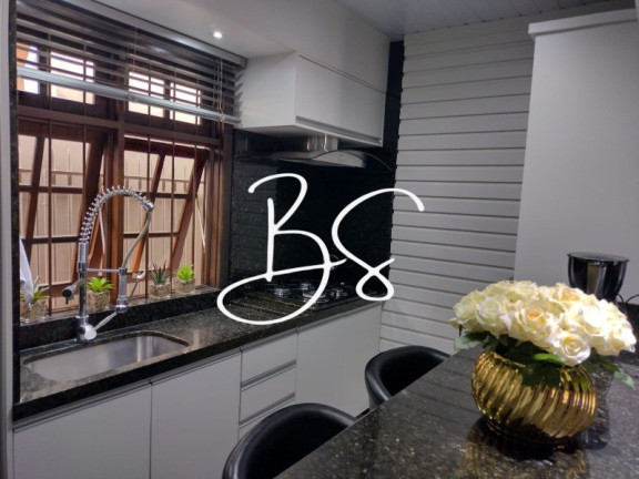 Imagem Casa com 3 Quartos à Venda, 300 m² em Xv De Novembro - Igrejinha Imagem Casa com 3 Quartos à Venda, 300 m² em Xv De Novembro - Igrejinha