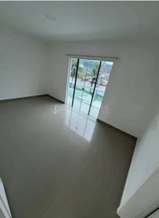 Imagem Casa de Condomínio com 3 Quartos à Venda, 200 m² em Vargem Pequena - Rio De Janeiro