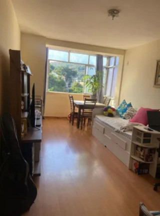 Imagem Imóvel com 1 Quarto à Venda, 43 m² em Centro - Niterói Imagem Imóvel com 1 Quarto à Venda, 43 m² em Centro - Niterói