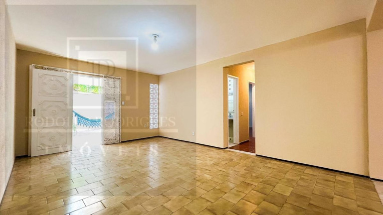 Imagem Casa com 3 Quartos à Venda, 210 m² em álvaro Weyne - Fortaleza