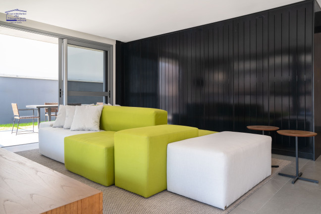Imagem Imóvel com 1 Quarto à Venda, 62 m² em Menino Deus - Porto Alegre Imagem Imóvel com 1 Quarto à Venda, 62 m² em Menino Deus - Porto Alegre