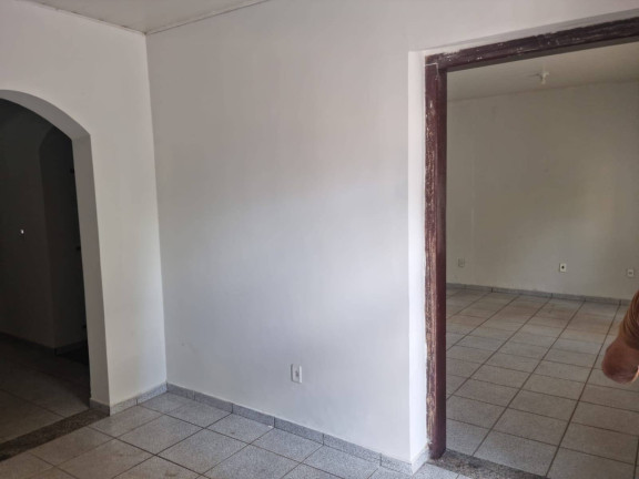 Imagem Casa com 2 Quartos à Venda, 380 m² em Cuiabá Imagem Casa com 2 Quartos à Venda, 380 m² em Cuiabá