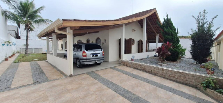 Imagem Casa com 5 Quartos à Venda, 224 m² em Jardim Barra De Jangadas - Peruíbe Imagem Casa com 5 Quartos à Venda, 224 m² em Jardim Barra De Jangadas - Peruíbe