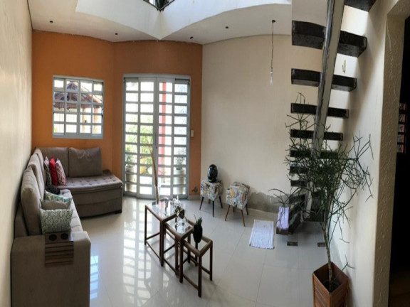 Imagem Casa com 3 Quartos à Venda, 205 m² em Niterói - Betim Imagem Casa com 3 Quartos à Venda, 205 m² em Niterói - Betim