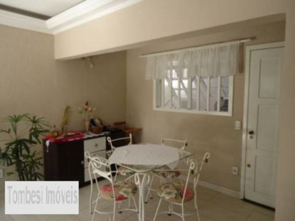 Imagem Sobrado com 3 Quartos à Venda, 150 m² em Jardim Itu - Porto Alegre
