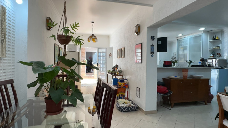 Casa com 3 Quartos à Venda, 220 m² em Santo Amaro - São Paulo