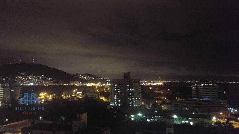 Imagem Apartamento com 2 Quartos à Venda, 72 m² em Itacorubi - Florianópolis Imagem Apartamento com 2 Quartos à Venda, 72 m² em Itacorubi - Florianópolis