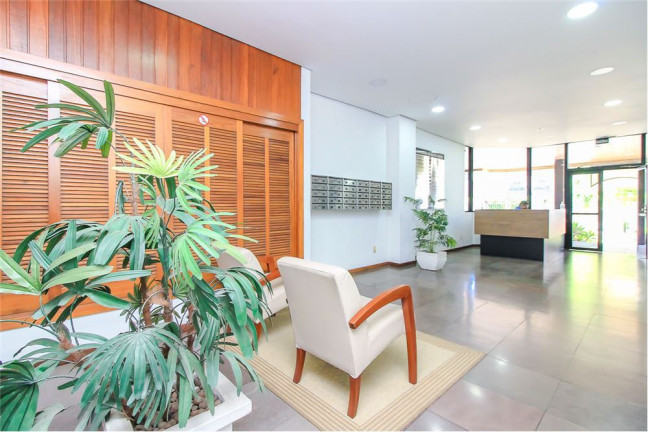 Imagem Sala Comercial à Venda, 31 m² em Moinhos De Vento - Porto Alegre Imagem Sala Comercial à Venda, 31 m² em Moinhos De Vento - Porto Alegre