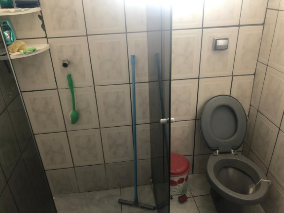 Imagem Casa com 6 Quartos à Venda, em Vila Três Irmãos - Carapicuíba Imagem Casa com 6 Quartos à Venda, em Vila Três Irmãos - Carapicuíba