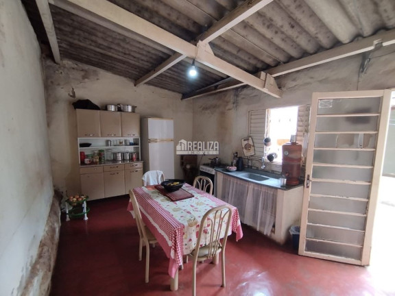 Imagem Casa com 2 Quartos à Venda, 300 m² em Nossa Senhora Da Abadia - Uberaba Imagem Casa com 2 Quartos à Venda, 300 m² em Nossa Senhora Da Abadia - Uberaba